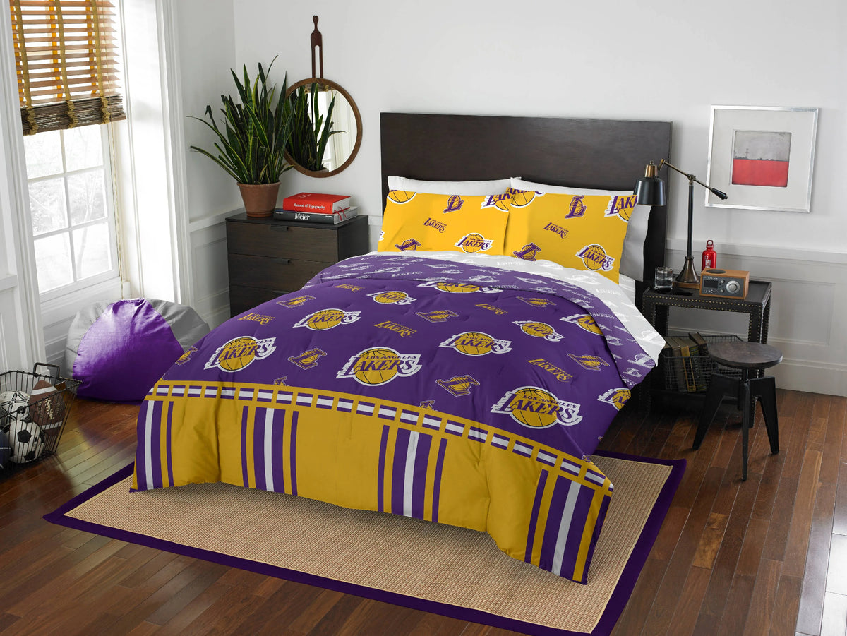 Queen Size 5 Piece Polyester Bed in Bag Set M1815