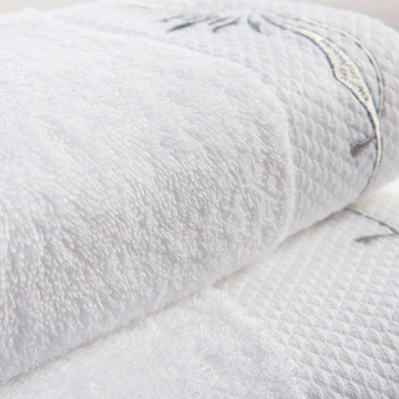 White Cotton Towels S70895
