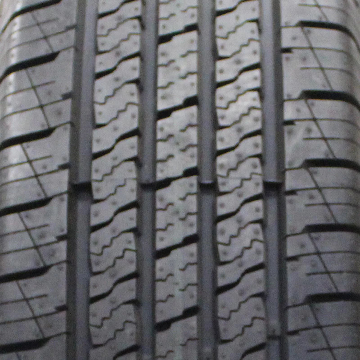 245/60R18 105H Highway Tire T857