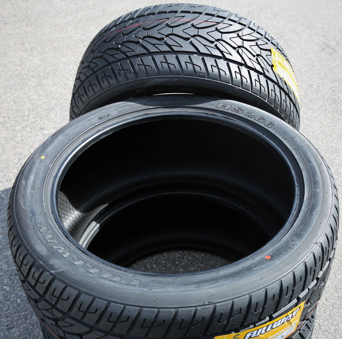 285/45R22 114V XL A/S Performance Tire A4345