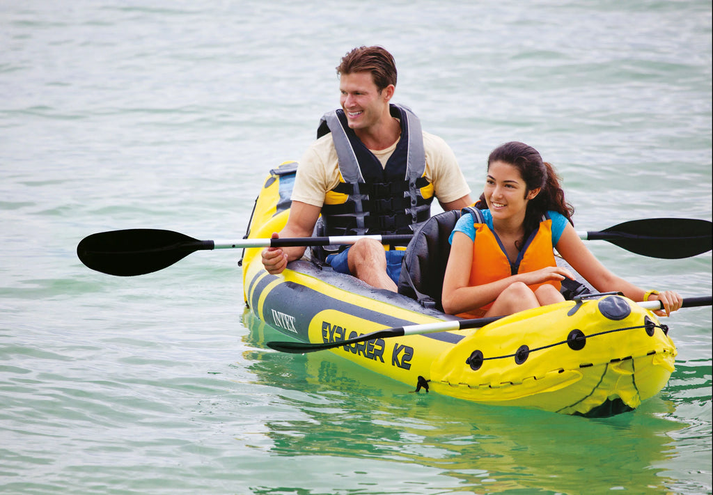 Inflatable Kayak with Oars and Hand Pump S741