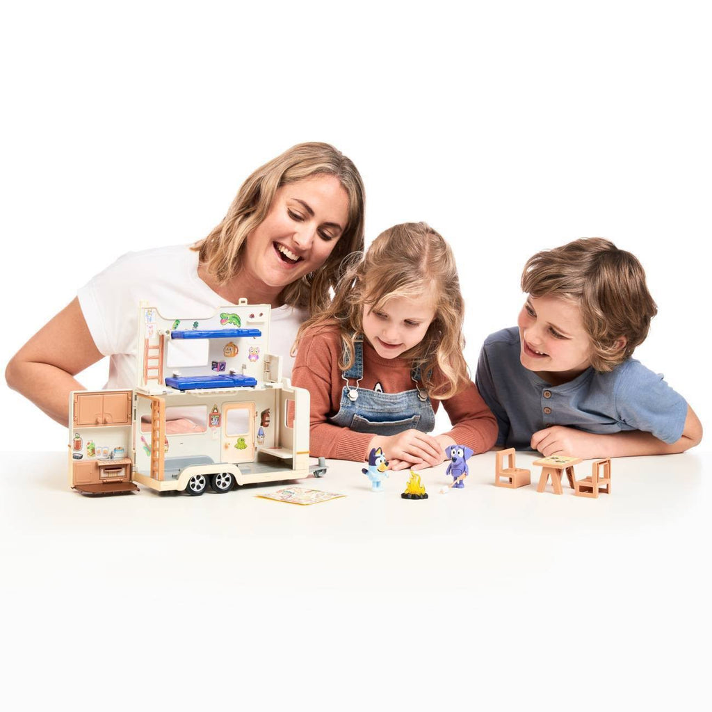 Bluey & Jean Luc Caravan Adventures Playset T21632