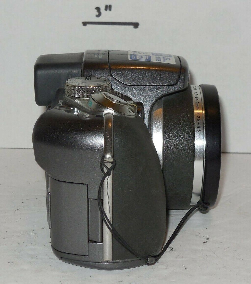 7.1MP Digital Camera with 18x Optical Zoom Z753