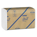 White C-Fold Paper Towels A83085