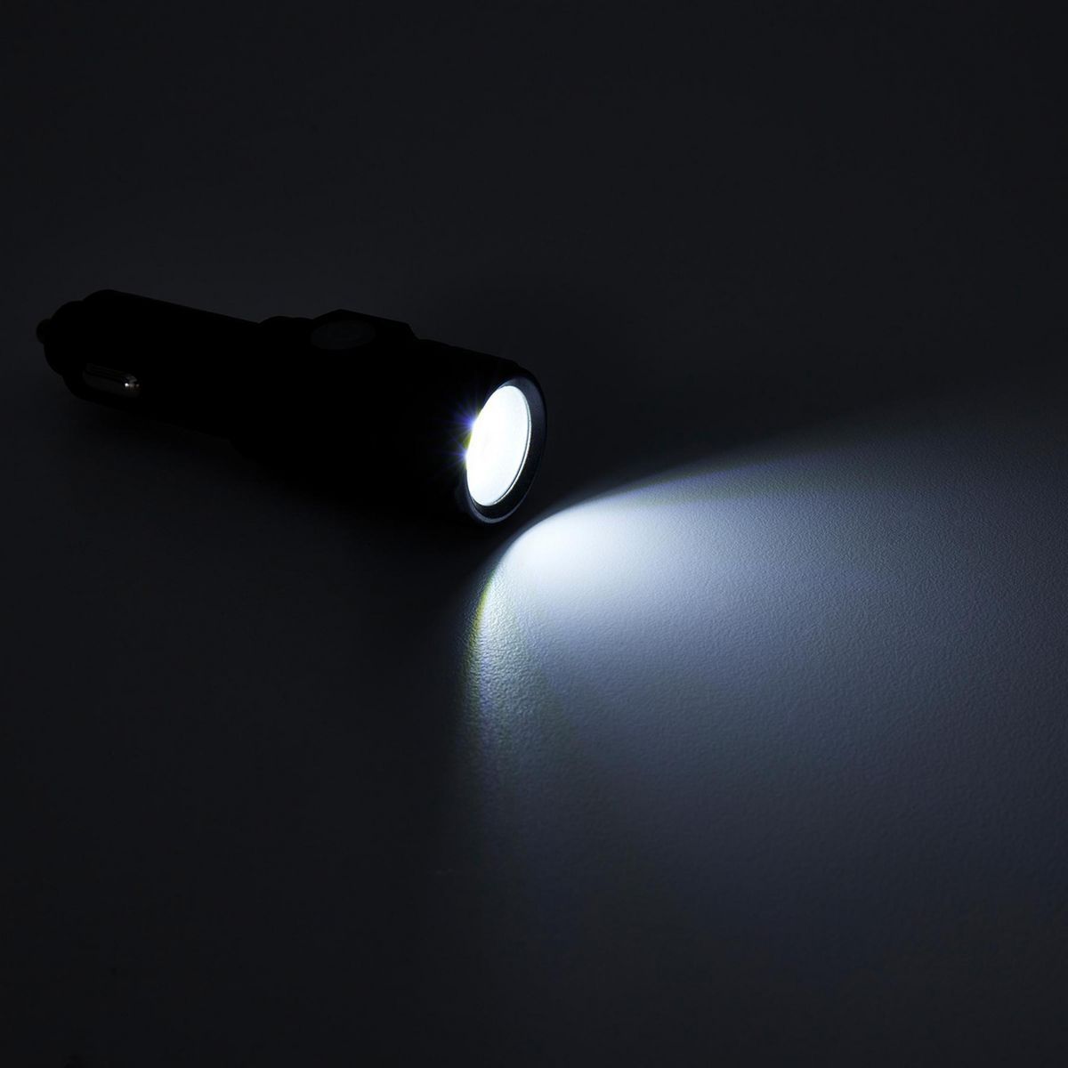 80 Lumen Rechargeable 12V Compact Mini LED Flashlight U6124