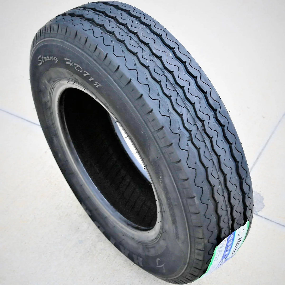 185R14C 8 Ply Commercial Tire R8960
