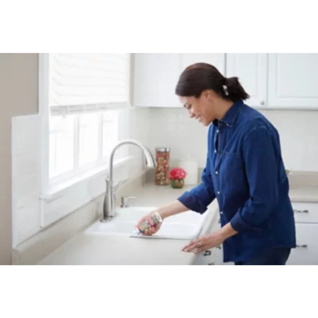 White Silicone Kitchen & Bath Sealant W493